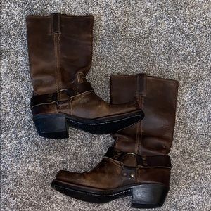 Frye Boots sz 6